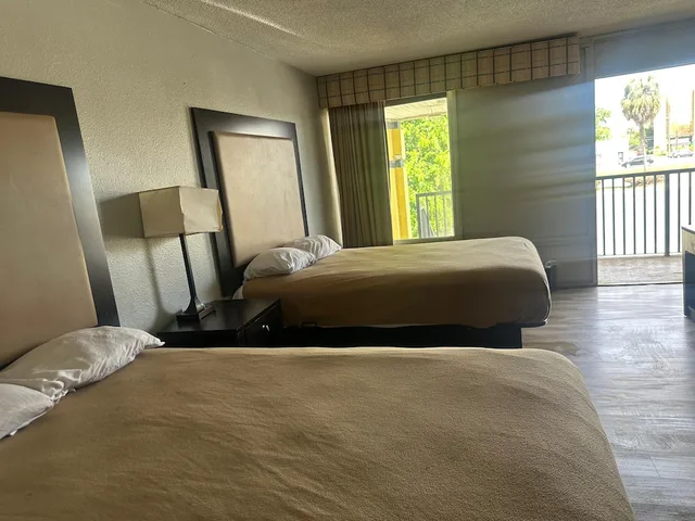 غرفة بسريرين مزدوجين للمدخنين، La Casa Inn Albany Near Tifton US 82 5/7