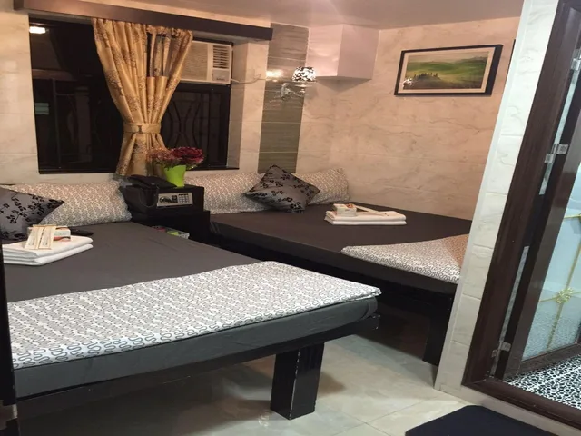 غرفة قياسية رباعية، Hi-Inn 2/2