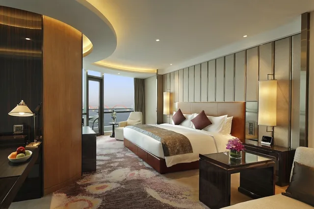 غرفة بريميوم بسرير كينج بشرفة، Intercontinental Changsha 4/8