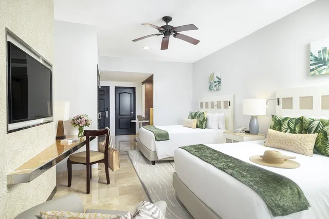 غرفة ديلوكس بسريرين كوين بإطلالة على البحر، Villa del Palmar Cancun All Inclusive Beach Resort & Spa 2/3