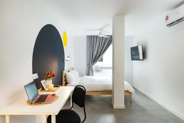 Standard, Queen Bed, Upstairs Downstairs Coliving Kampung Pandan 1/1
