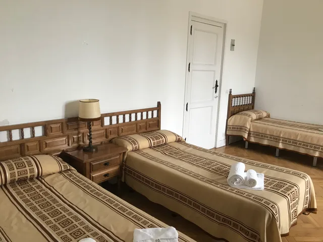 غرفة قياسية ثلاثية، HOSPEDERIA SANTA CRUZ 1/3