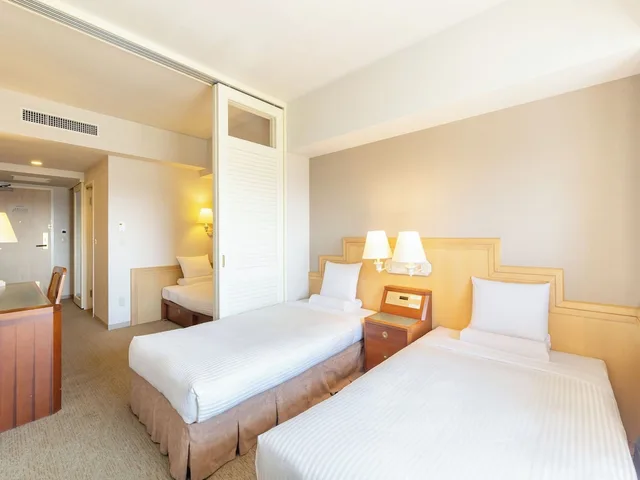 غرفة قياسية ثلاثية بسريرين منفصلين مع أريكة، Hotel Mystays Premier Sapporo Park 3/6
