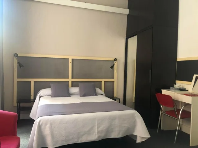 غرفة داخلية سوبيريور بسرير مزدوج بحوض استحمام، Hotel Palermo 7/10