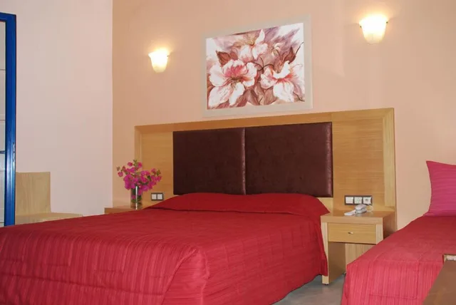 غرفة ثلاثية بسرير كوين وسرير فردي، Palazzo Hotel 2/2