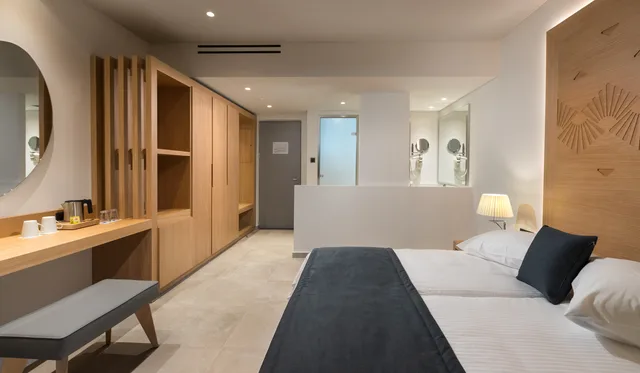 جناح جونيور بإطلالة على البحر بمسبح خاص، ARCHIPELAGOS HOTEL(Psalidi) 1/2