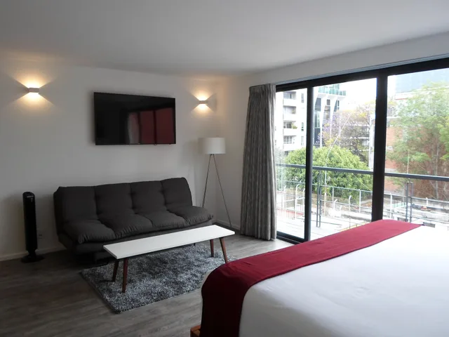 جناح ديلوكس بسرير كينج مع أريكة، Armonik Suites 7/10