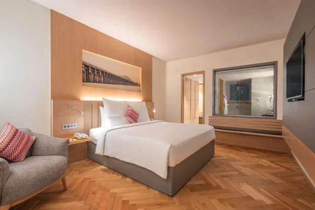 غرفة بريميير بسرير مزدوج، Novotel Vijayawada Varun 3/4