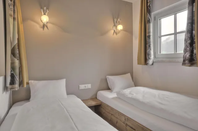 غرفة عائلية بإطلالة على الجبل بغرفتي نوم، Hotel Sommerhof 2/4