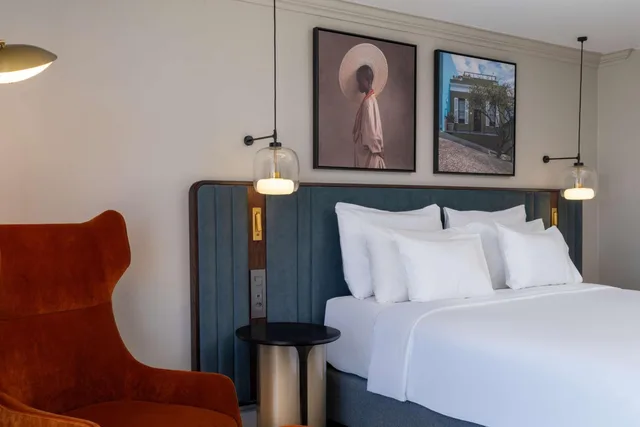 Collection, Superior, Partial Ocean View, Balcony، Radisson Collection Hotel, Waterfront Cape Town 3/6