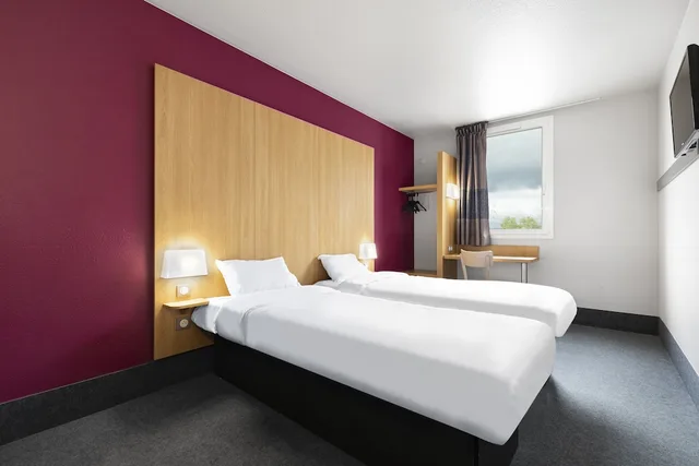 غرفة بسريرين منفصلين للمدخنين، B&B Hotel Lyon Venissieux 2/3