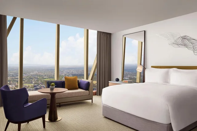 غرفة بريميير بسرير كينج بإطلالة على المدينة، The Ritz-Carlton Melbourne 3/6