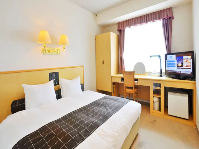 Standard, Queen Bed, Yamagata Kokusai Hotel 1/2