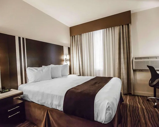 غرفة بسرير كوين لذوي الإعاقة، Comfort Hotel Vancouver Airport 3/4