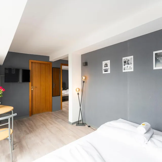 شقة، Hotel Astoria Am Urachplatz 8/10