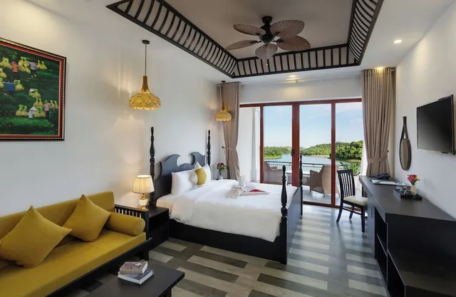 Superior, Twin Beds, Pool Side، Phong Nha Lake House 2/3