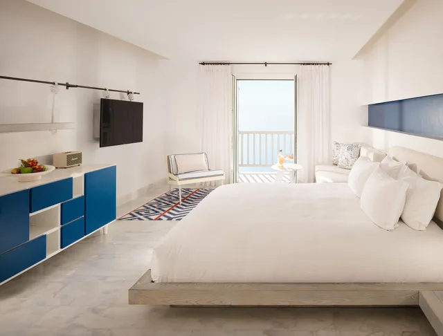 Pool, Retreat, King Bed, Sofa، Mykonos Riviera Hotel And Spa 3/4