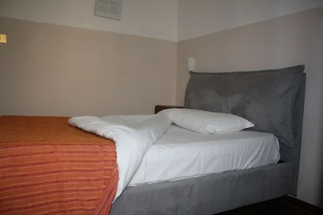 غرفة مفردة، Hotel Avalon 6/11