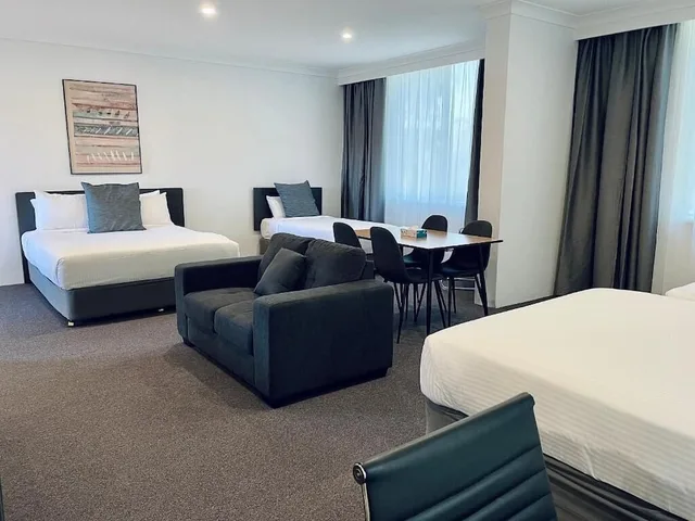 جناح عائلي بسريرين كوين وسريرين منفصلين، The Select Inn Penrith 3/5
