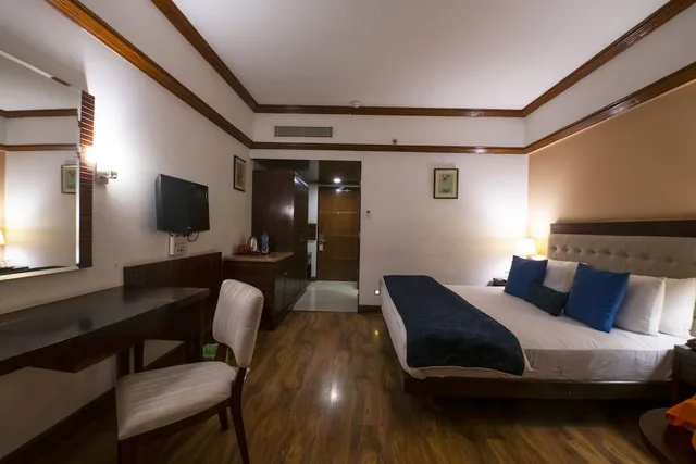 غرفة بإطلالة على النهر، Mastiff Grand Manali Resort 3/4