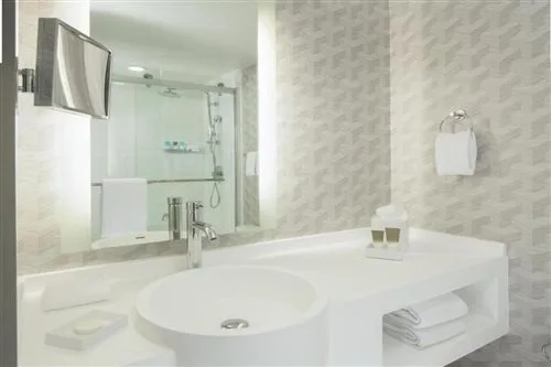 غرفة قياسية بسرير كينج، Hyatt Regency Los Angeles International Airport 2/2