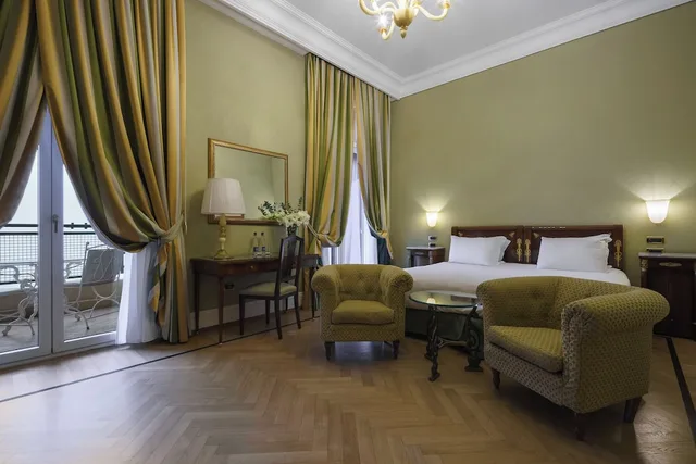 غرفة ديلوكس بسريرين منفصلين بإطلالة على البحر، Eurostars Hotel Excelsior 5/10