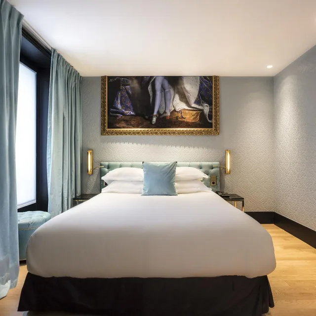 غرفة كلاسيكية بسرير كينج، Hotel Eiffel Petit Louvre 4/7
