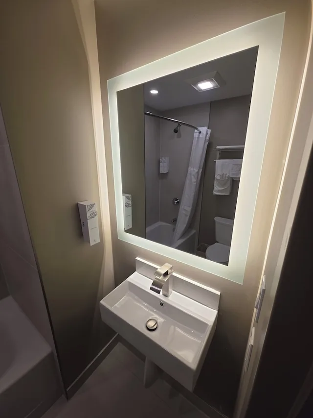 غرفة ديلوكس بسرير كينج بمطبخ، Red Roof Inn Sutton 4/4
