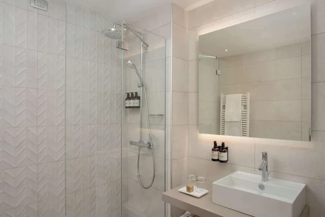 Premium, King Bed, with Extra Bed, Nh Trieste Hotel 5/6