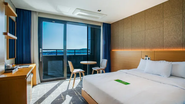 غرفة سوبيريور بسرير مزدوج بإطلالة على البحيرة، Sea Cruise Hotel 1/1