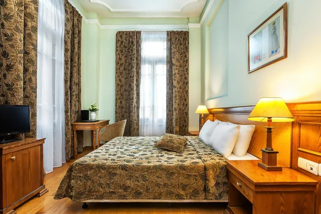 غرفة قياسية بسرير مزدوج، Minerva Premier Hotel 3/6