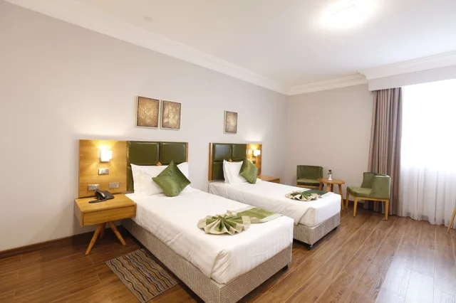 غرفة سوبيريور بسريرين منفصلين بغرفة نوم واحدة لذوي الإعاقة، Sabon Hotel 1/2