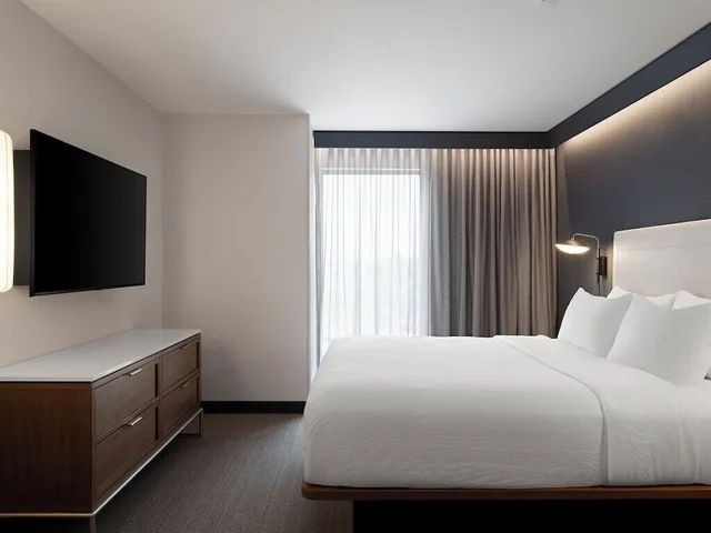 جناح تنفيذي بسرير كينج مع أريكة، Courtyard by Marriott Billings 1/3