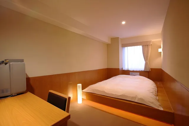 غرفة بفرشتي فوتون، Okayama View Hotel 1/2