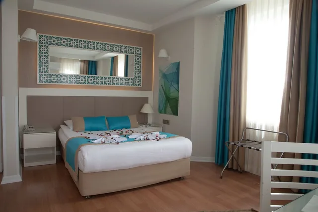 غرفة بسرير مزدوج أو سريرين منفصلين، Nasa Flora Hotel 3/6