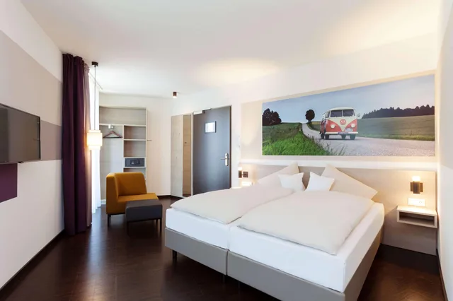 غرفة كومفورت لذوي الإعاقة، Vienna House Easy by Wyndham Osnabruck 1/3
