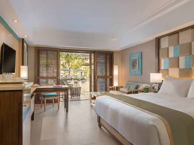 Premier, Pool Access، Henann Resort Alona Beach 1/1