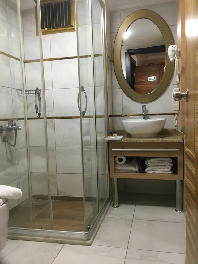 غرفة اقتصادية ثلاثية، Start Otel 4/5