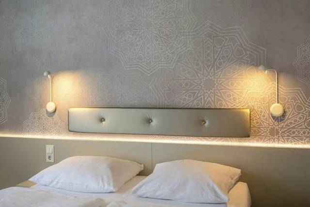 غرفة اقتصادية بسرير كوين، TOP KHR Stadthotel Munster 3/6