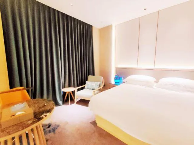جناح سوبيريور بسرير كينج، Ramada Plaza by Wyndham Xiamen 1/1