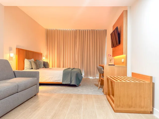 غرفة سوبيريور ثلاثية بسريرين منفصلين مع أريكة، Hotel Sol e Mar Albufeira - Adults Only 3/4
