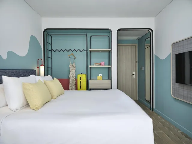 غرفة بريميوم بسريرين منفصلين بإطلالة على البحر بشرفة، ibis Styles Vung Tau 1/5