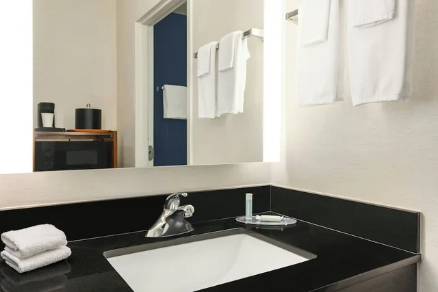 غرفة بسريرين كوين، Fairfield Inn By Marriott Savannah I 95 South 6/9