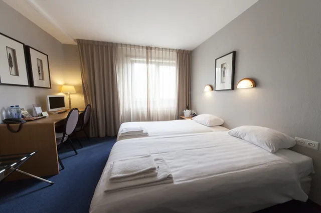 غرفة كومفورت بسريرين منفصلين، Fletcher Hotel Restaurant Hellendoorn 2/5