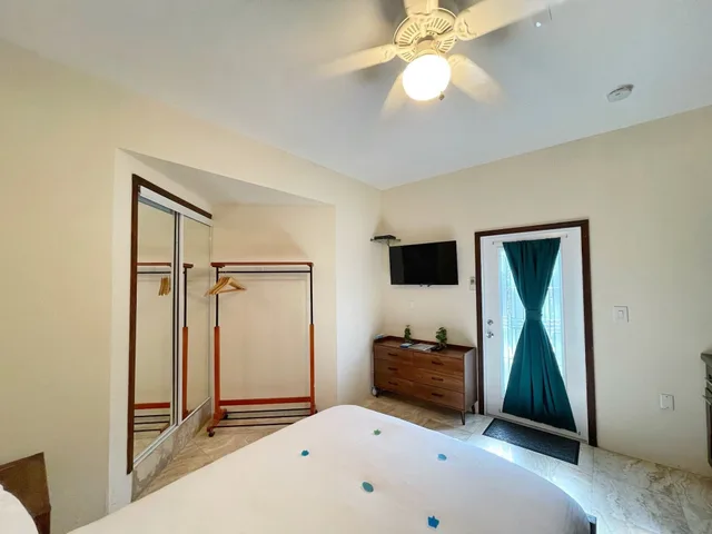 Garden, Queen Bed، Azul Del Mar 4/7