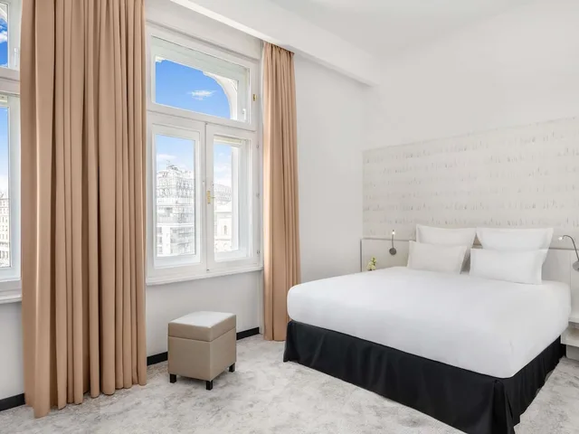 غرفة سوبيريور بسرير مزدوج، Nemzeti Hotel Budapest - MGallery Collection 1/10