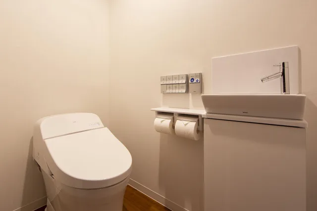 غرفة متصلة قياسية بأربعة أسرّة، Karaksa Hotel Grande Shin-Osaka Tower 4/5