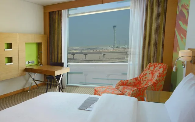 غرفة ديلوكس بسرير مزدوج، Le Meridien Cairo Airport 1/1
