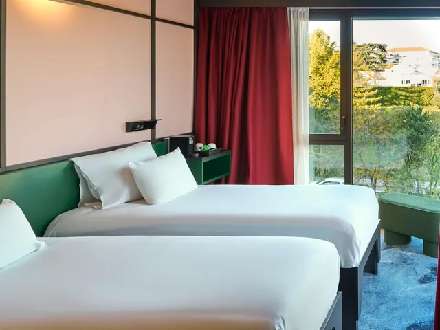 غرفة كومفورت بسريرين منفصلين، TRIBE Lyon Croix Rousse 3/5