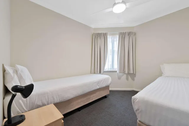 Suite, King Bed, Quality Resort Sorrento Beach 5/10